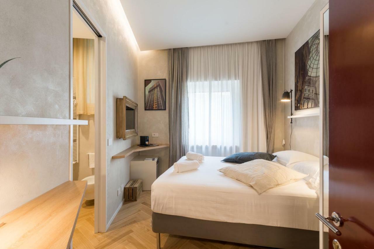 Duomo Deluxe Room Мілан Екстер'єр фото